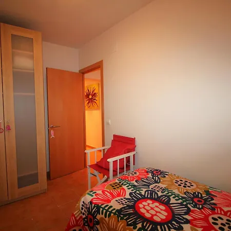 Acogedor Con Gran Patio-jardin, A 300m De La Playa De La Farella, Llanca. - Es-228-190 Apartment